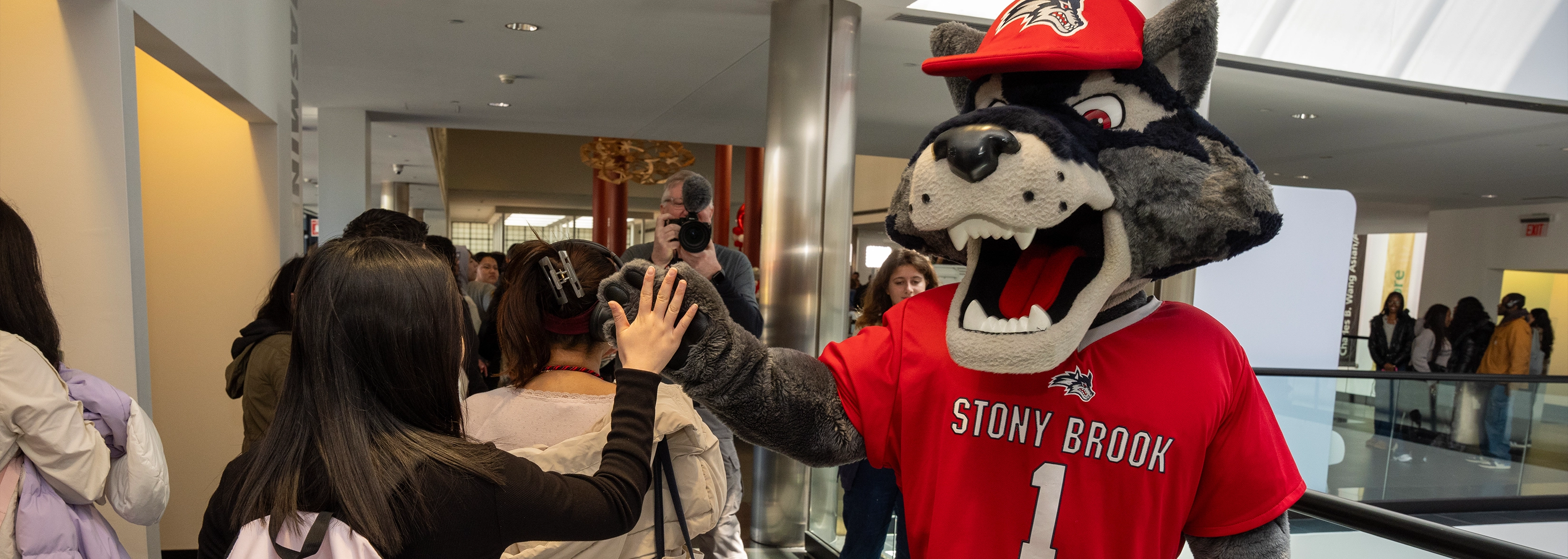 SUNY Stony Brook University College of BUsiness graduates